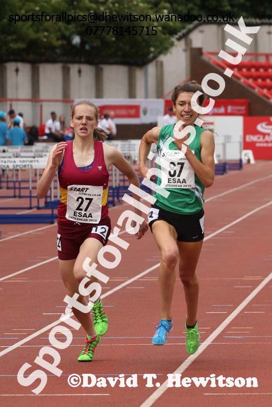 Senior girls 1500 metres, 2015 English Schools, Gateshead. Photo: David T. Hewitson/Sports for All Pics